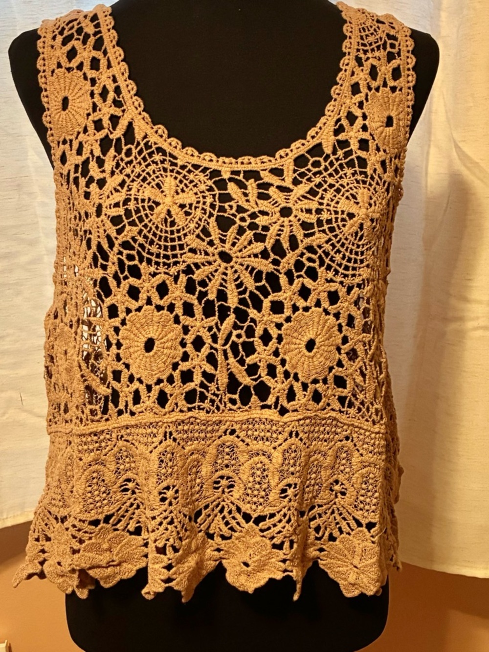 POL Crochet Lace Tank Top - Choco Sleeveless Women’s Top - L